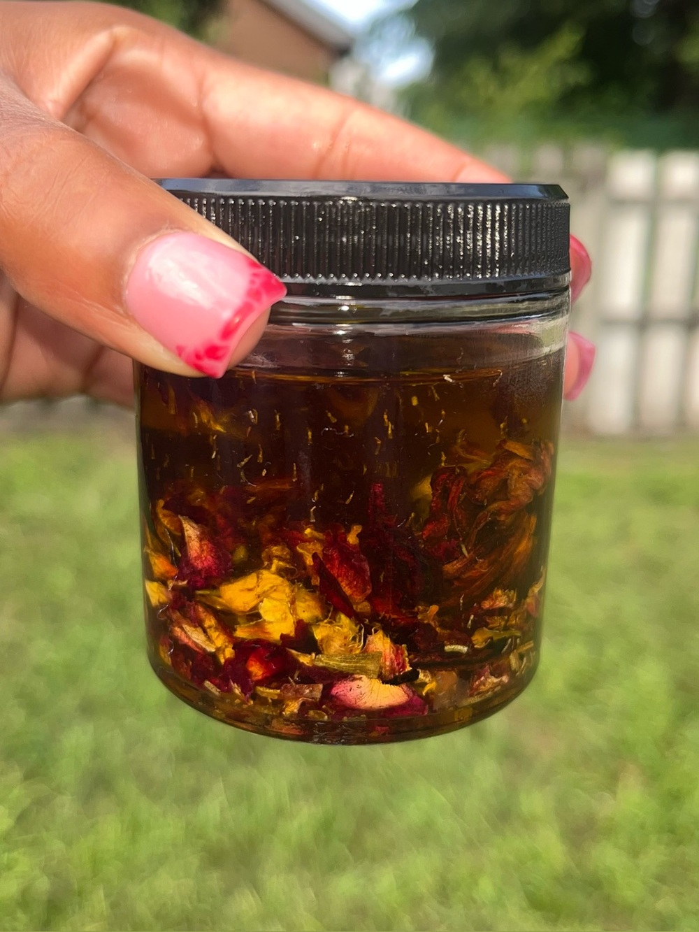 YOU HAVE TO TRY THIS OIL FOR YOUR SKIN | Rose 🌹 & Hibiscus infused Olive Oil